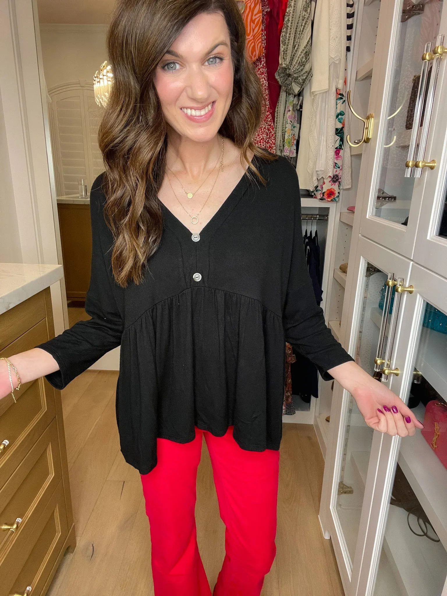 *BELLES & DOORBUSTER* Caprock Peplum Top in Black