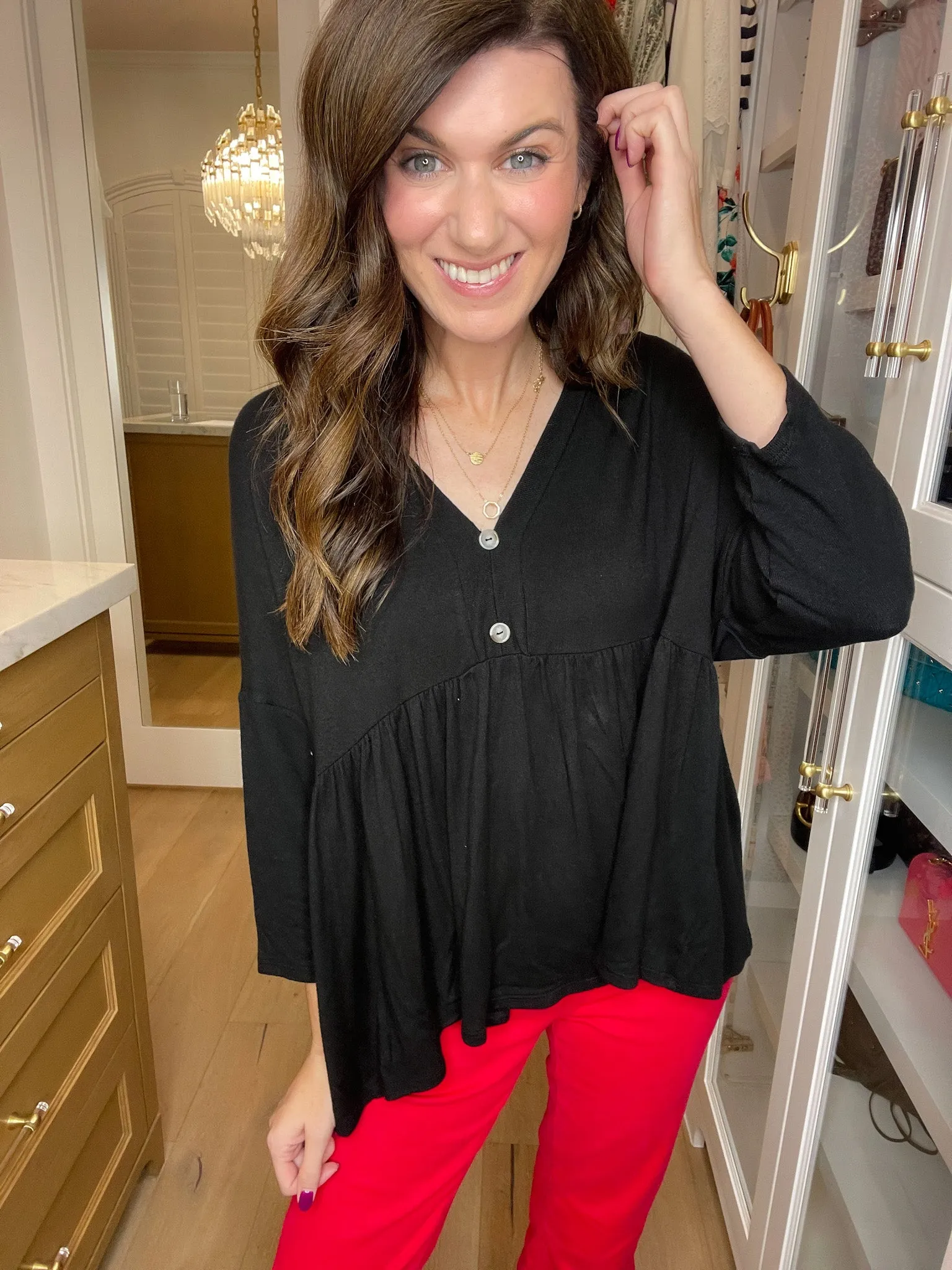 *BELLES & DOORBUSTER* Caprock Peplum Top in Black