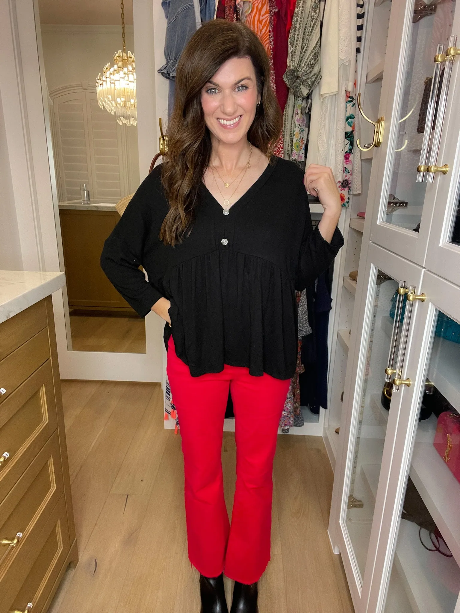 *BELLES & DOORBUSTER* Caprock Peplum Top in Black