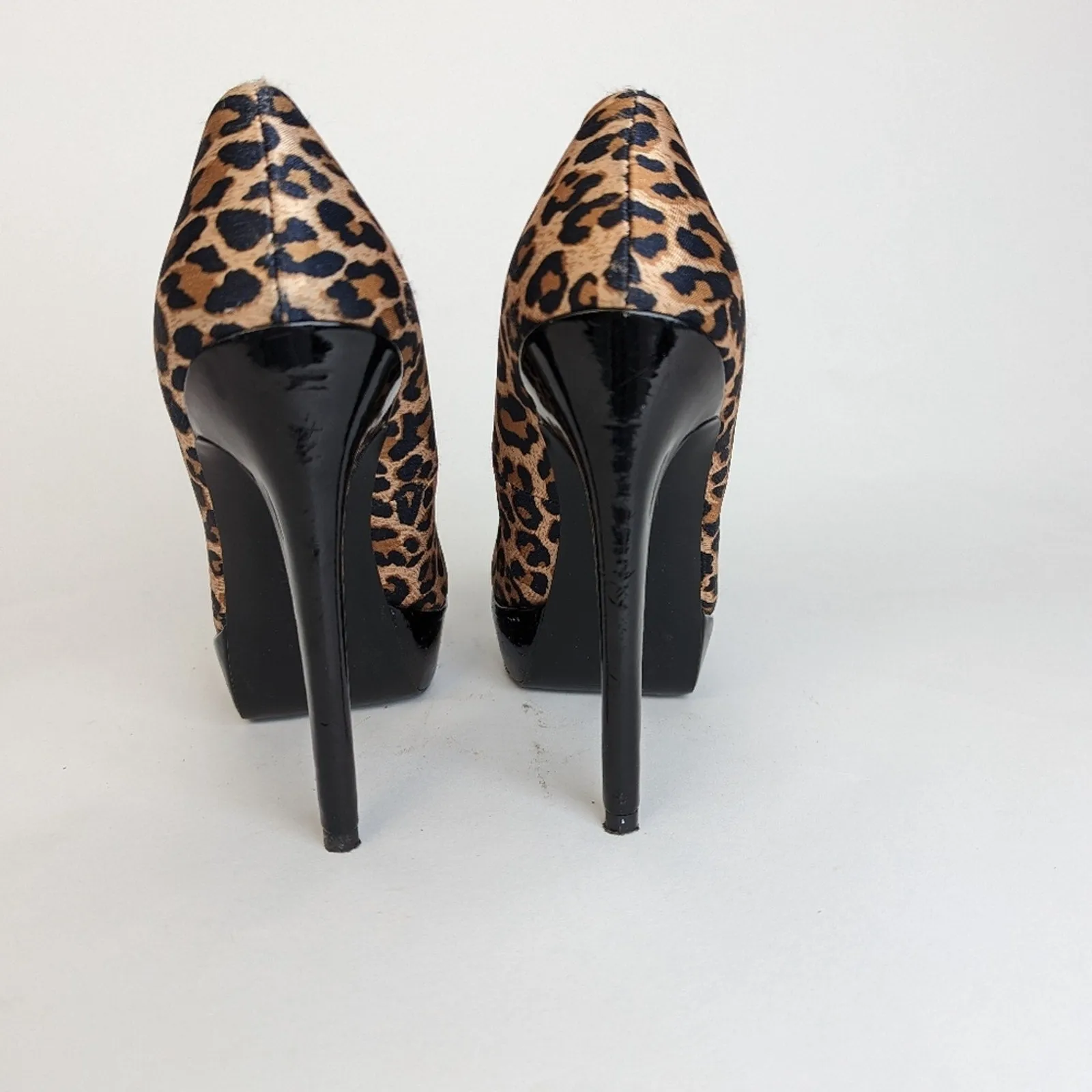 Blake Scott Platform Leopard Print Heels - 7.5