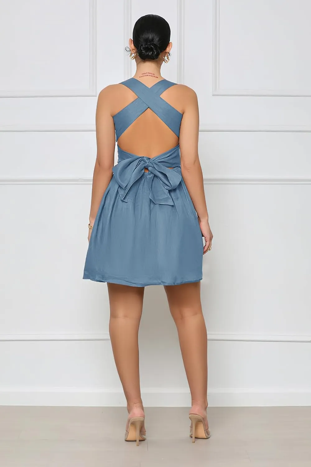 chouyatou Women Summer Boho Sleeveless Tie Back Square Neck Smocked Dresses Beach Short Mini Sundress