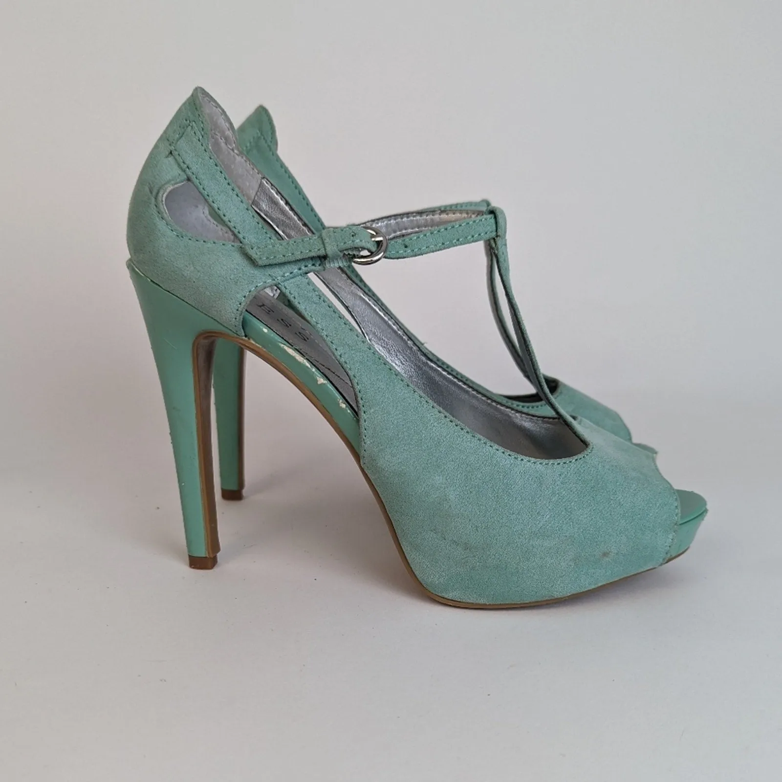 Guess Mary Jane Tiffany Blue Platform Heels - 7.5