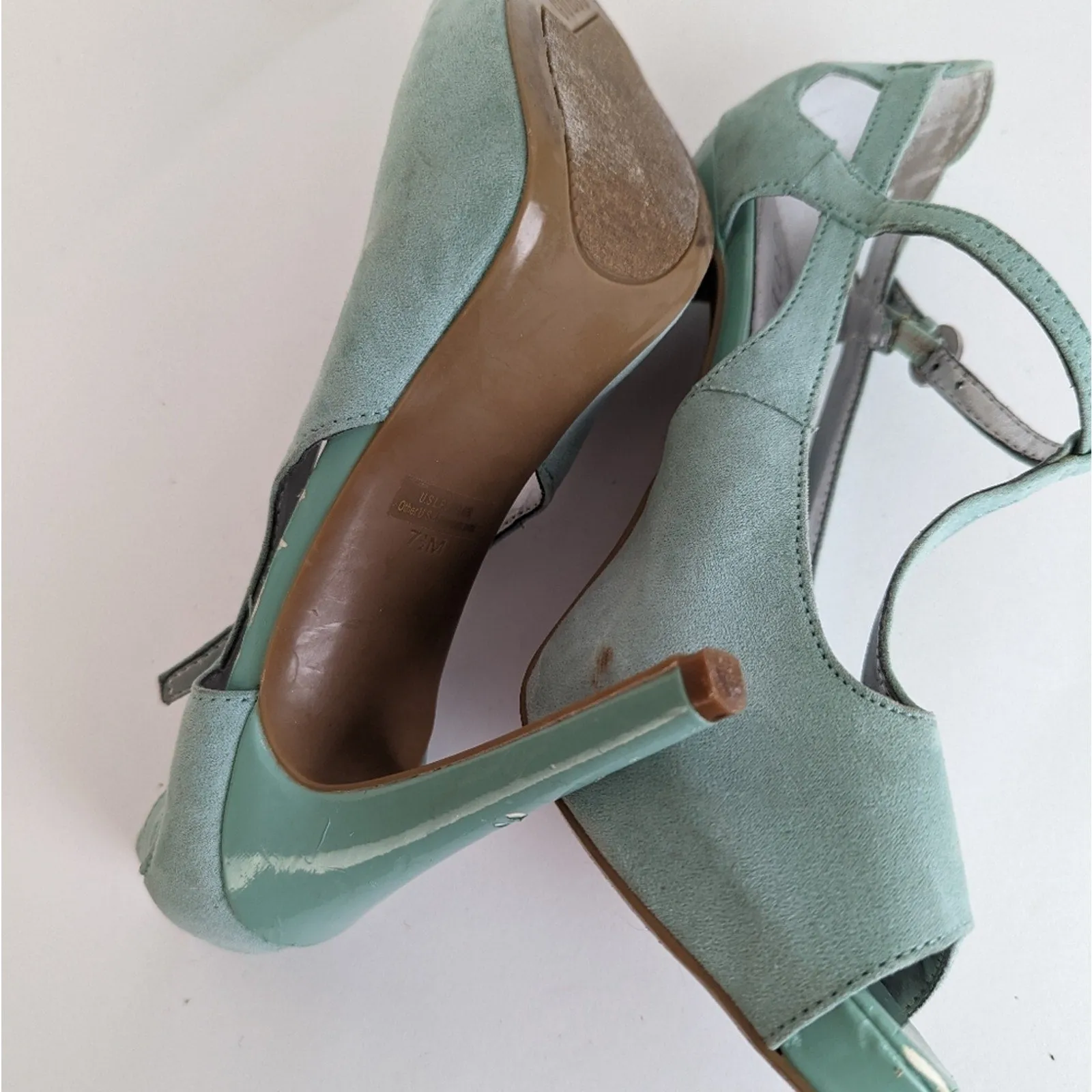 Guess Mary Jane Tiffany Blue Platform Heels - 7.5