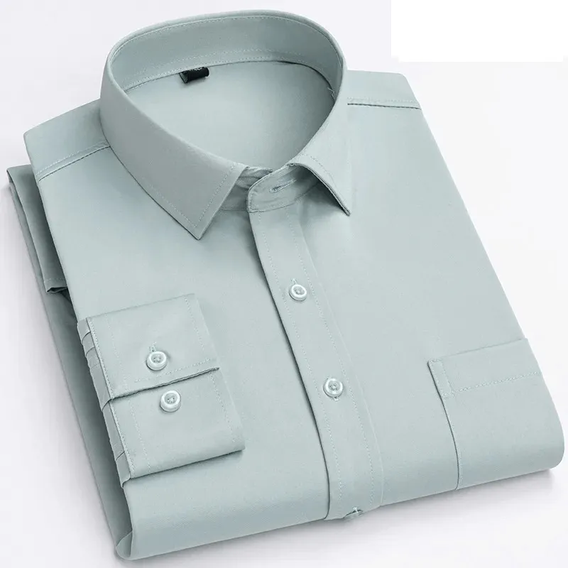 Men's Classic Long-Sleeve Shirt with Chest Pocket