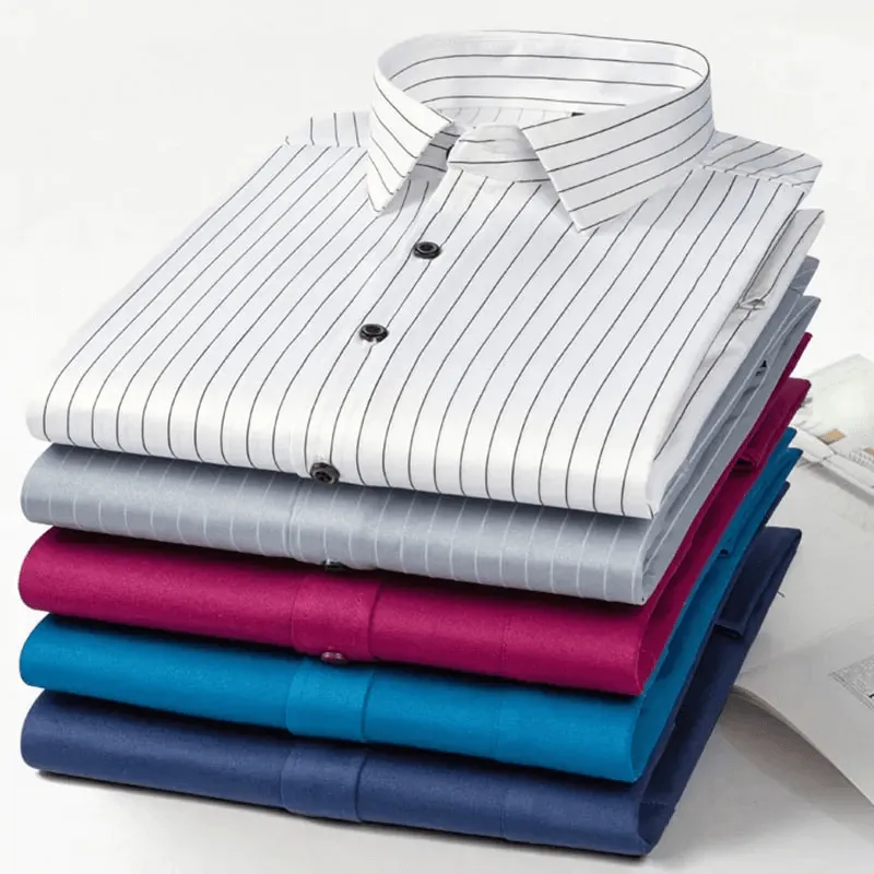 Men's Classic Long-Sleeve Shirt with Chest Pocket