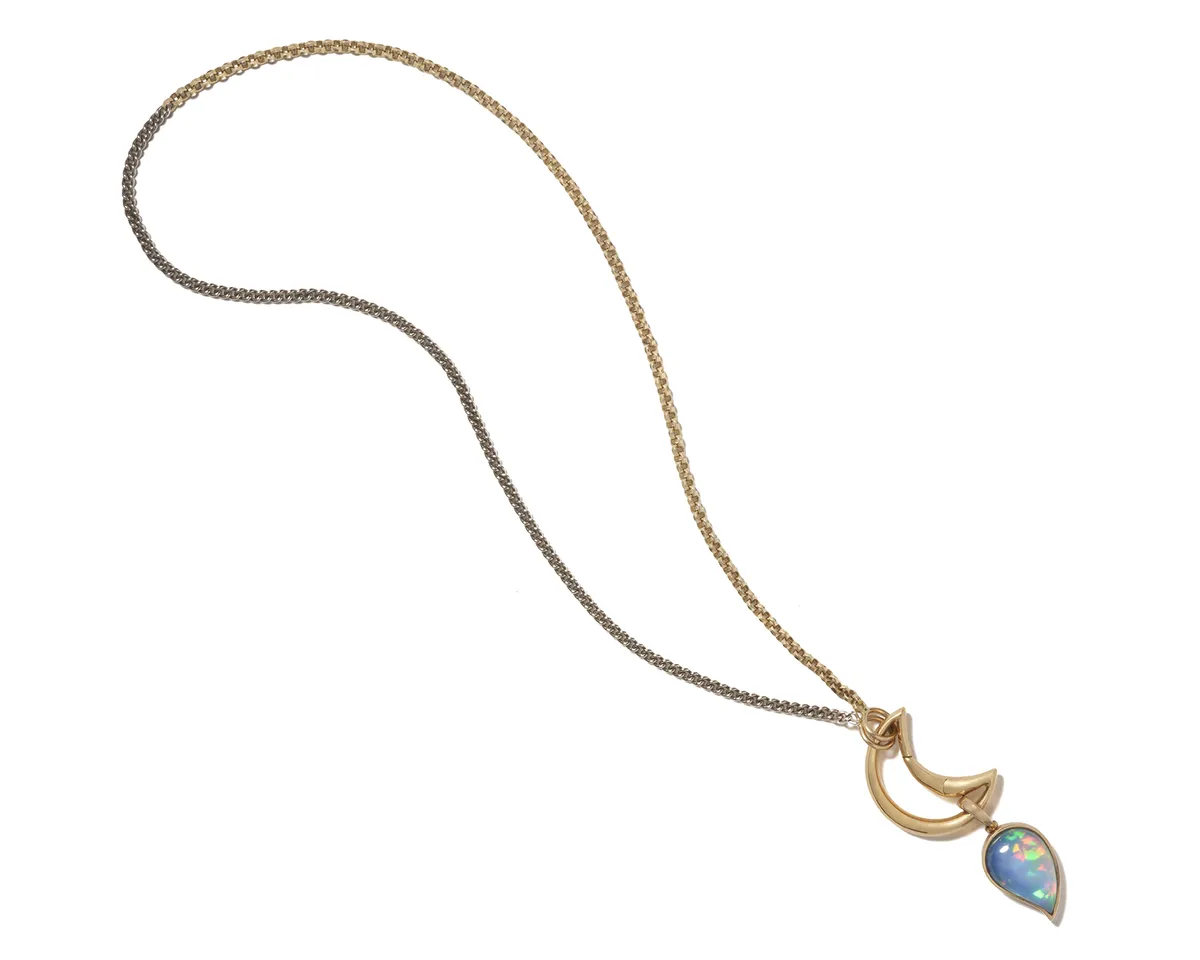 Moonlock in Yellow Gold