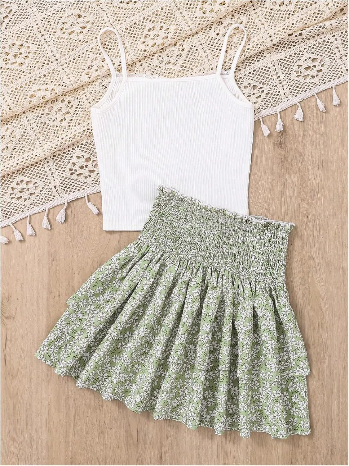 OYOANGLE Girl's 2 Piece Summer Outfits Spaghetti Strap Lace Trim Camisole and Floral Ruffle Layered Skirts Set