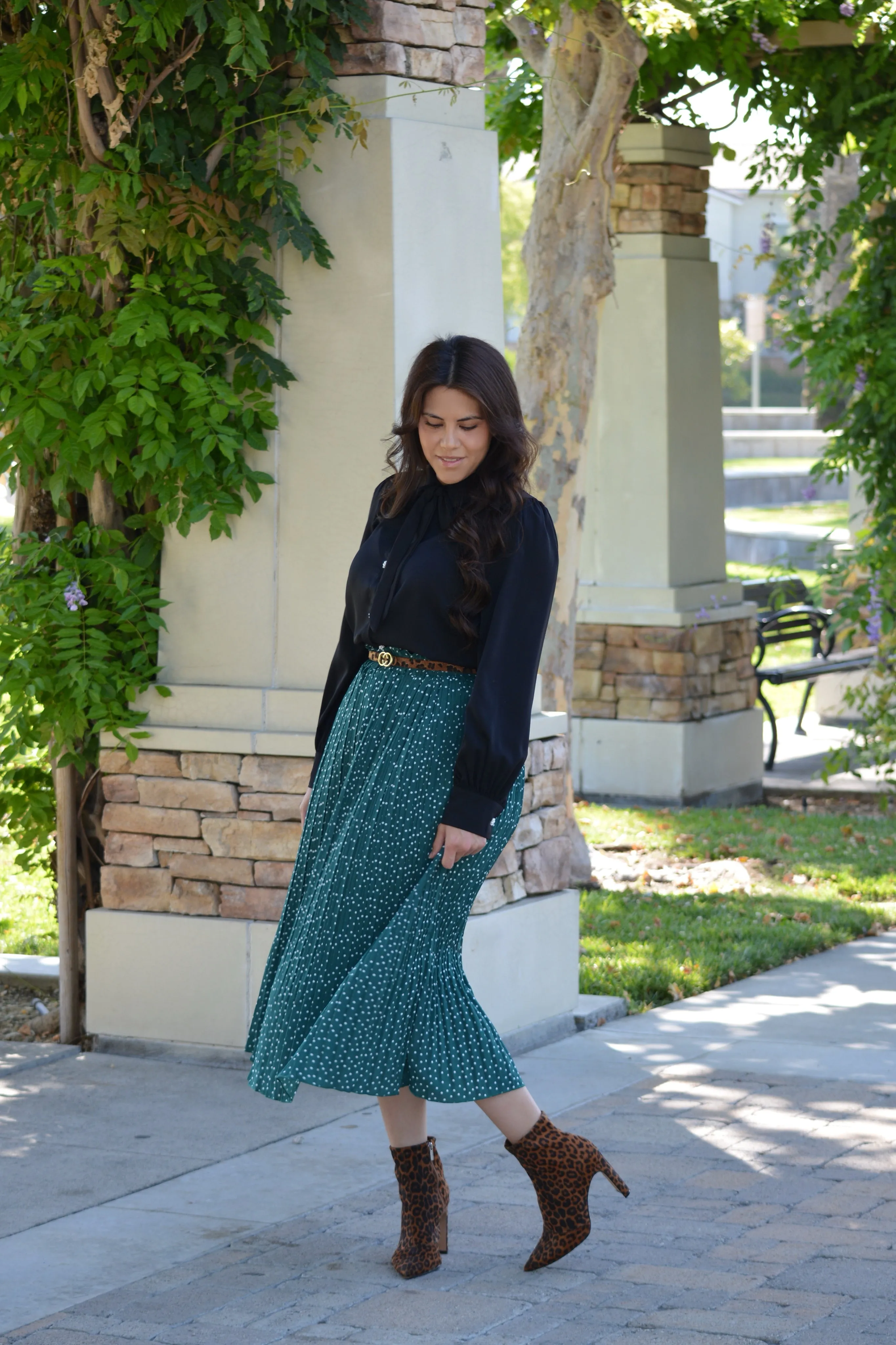 Roxanne Black Pearl Buttoned Top