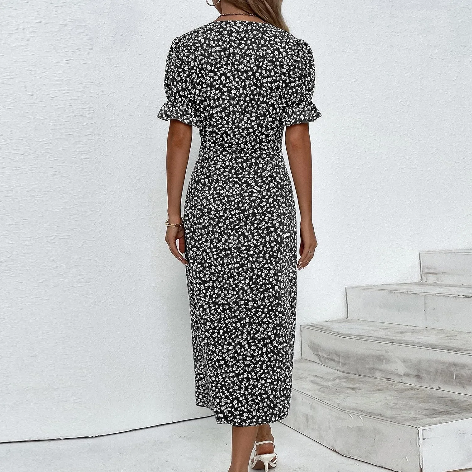 Summer Dresses for Women 2025 Short Sleeve Casual Flowy Dresses V Neck Floral Vacation Sundress Faux Wrap Midi Dress