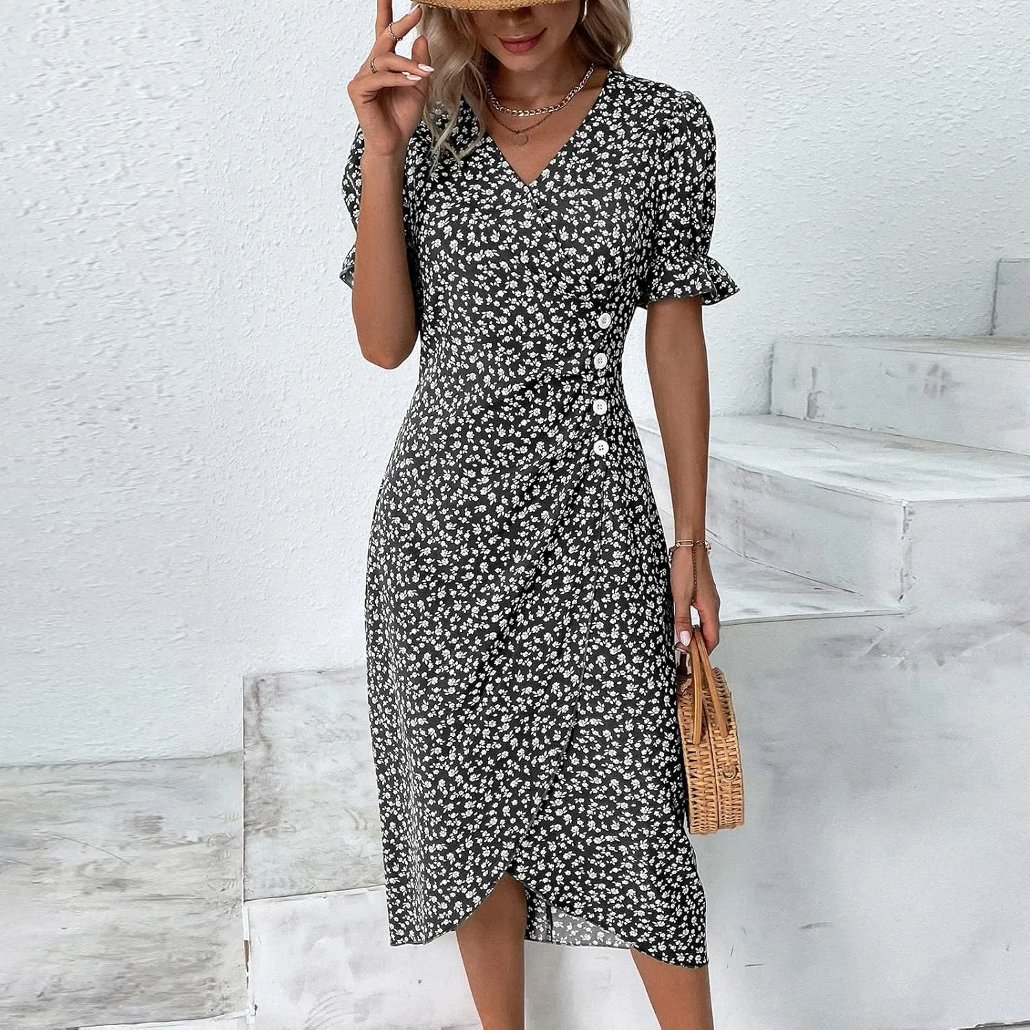 Summer Dresses for Women 2025 Short Sleeve Casual Flowy Dresses V Neck Floral Vacation Sundress Faux Wrap Midi Dress