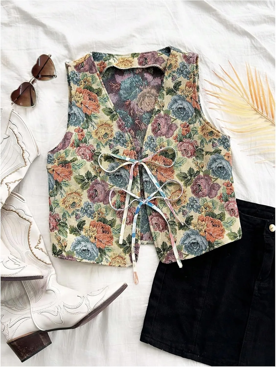 Verdusa Women's Bow Tie Knot Front V Neck Wave Print Sleeveless Crop Top Boho Vest