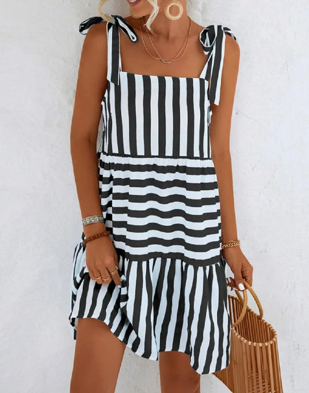 Women Striped Mini Cami Dress Spaghetti Strap Boho Short Dress Tie Shoulder Flowy Sundress Summer Beach Dress