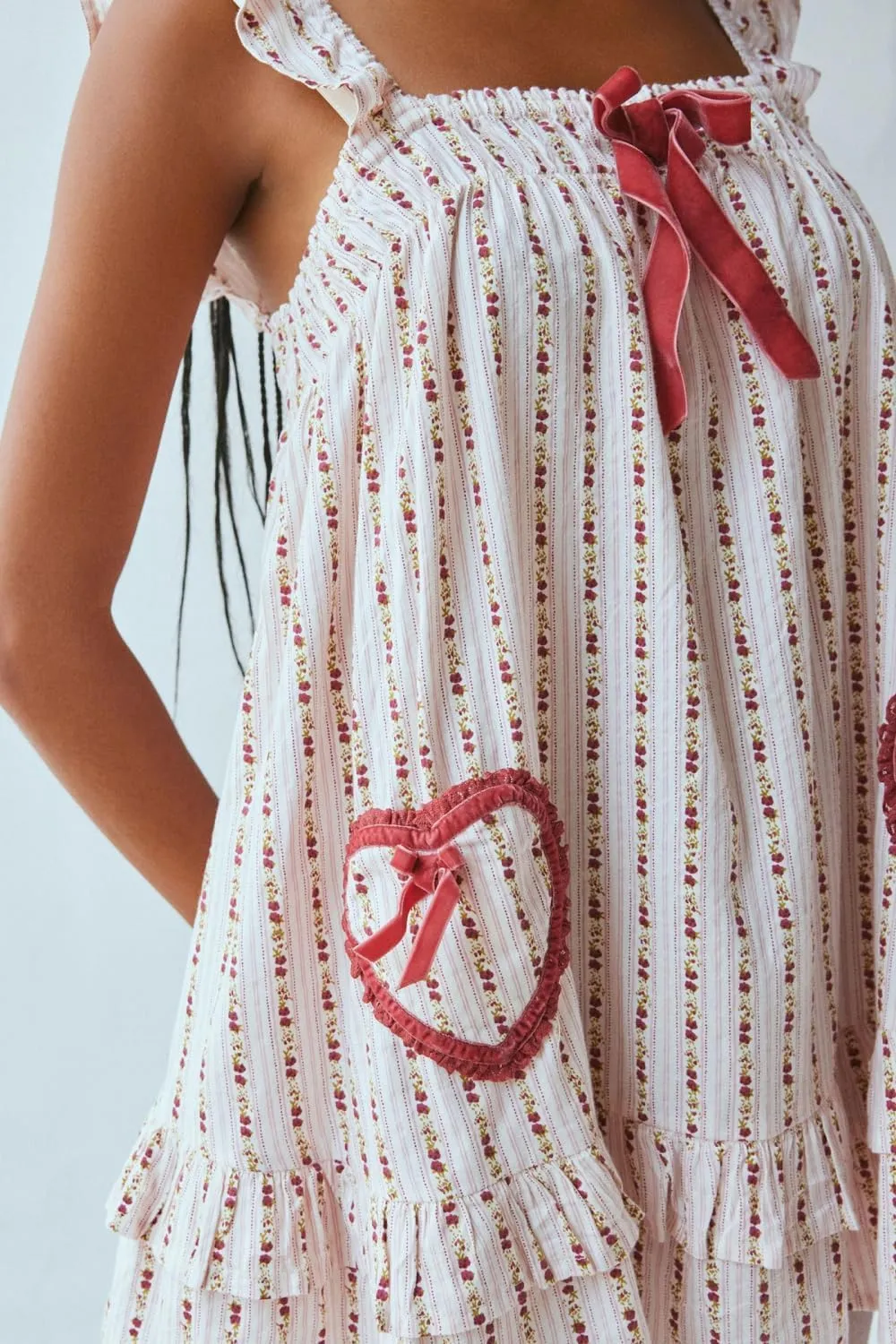 Women Y2K Bow Babydoll Mini Dress Spaghetti Strap Ruffle Sundress Flowy Sling Dress Graphic Going Out Dresses